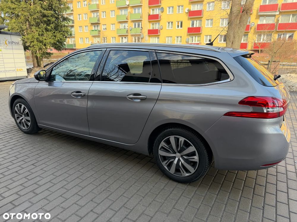 Peugeot 308 1.2 PureTech Allure S&S - 10