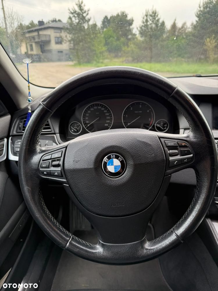 BMW Seria 5 520d - 11