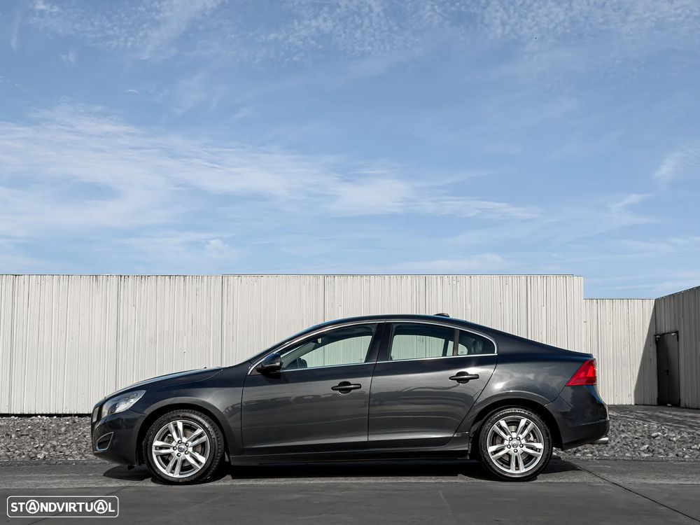 Volvo S60 2.0 D3 Summum - 1