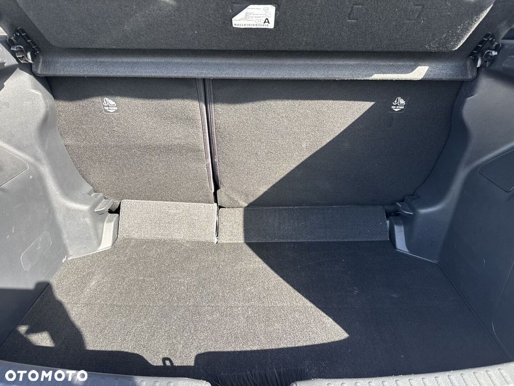 Toyota Yaris Hybrid 1.5 Style - 14