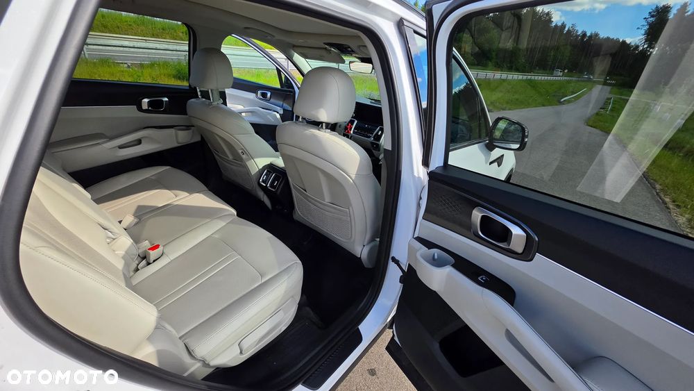 Kia Sorento - 10