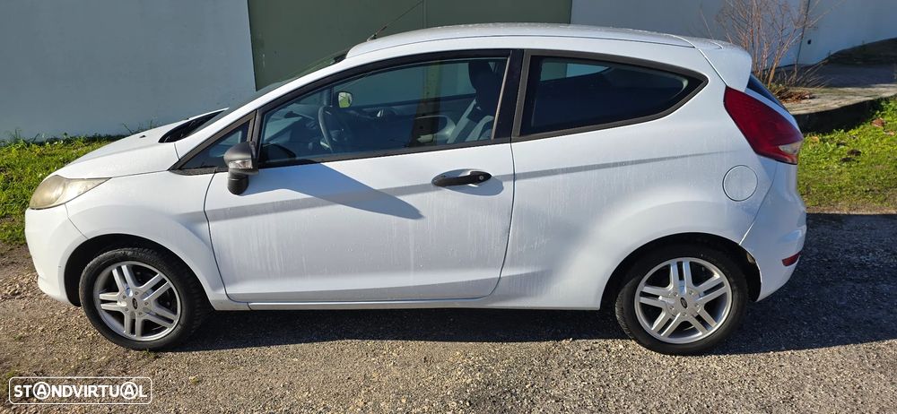 Ford Fiesta - 5