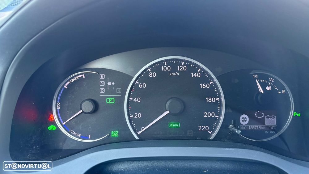 Lexus CT 200h 06 P.Convenience - 13