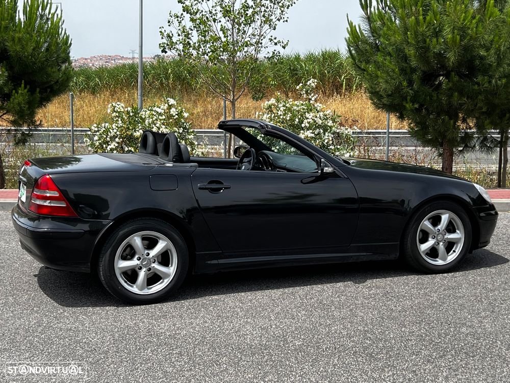 Mercedes-Benz SLK 200 - 7