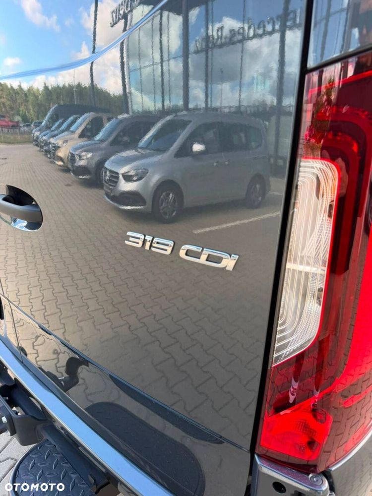 Mercedes-Benz Sprinter 319 CDI KA OM654 długi PRO - 15
