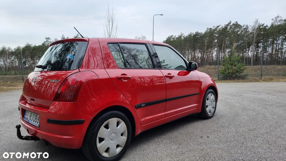 Suzuki Swift 1.3 JB Edition - 4