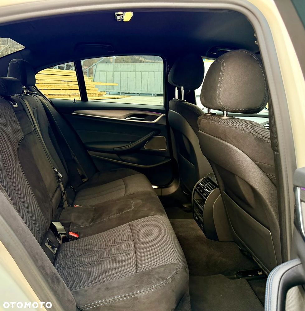 BMW Seria 5 - 18