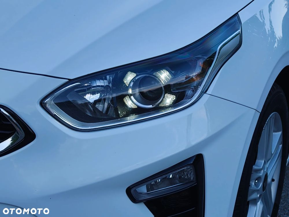 Kia Ceed 1.4 T-GDI L Business Line Plus - 18