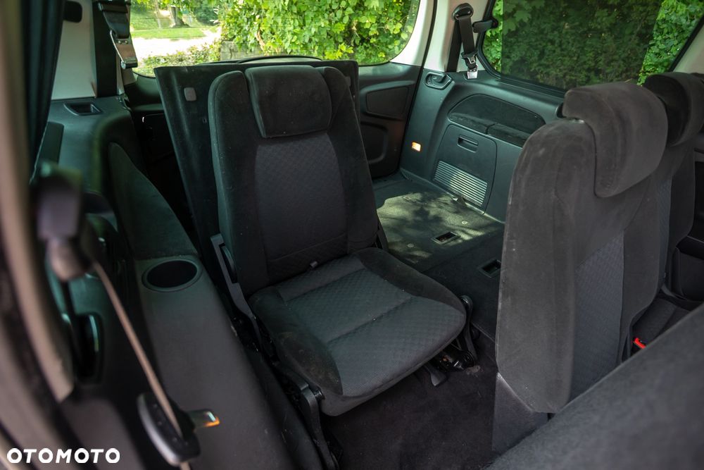 Ford Galaxy 2.0 TDCi Ghia - 33