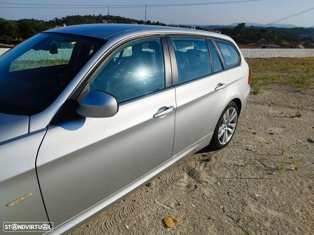 BMW 318 d xDrive Line Luxury - 12