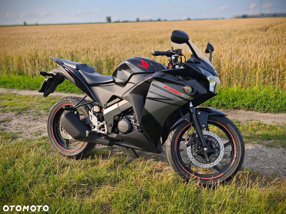 Honda CBR - 1