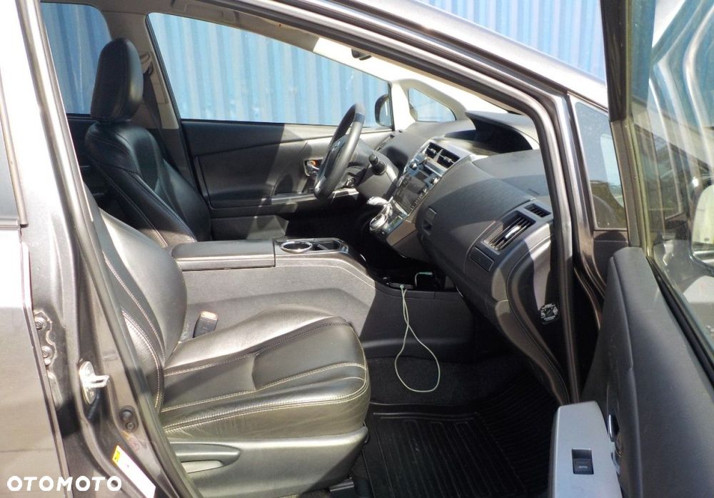 Toyota Prius+ - 28