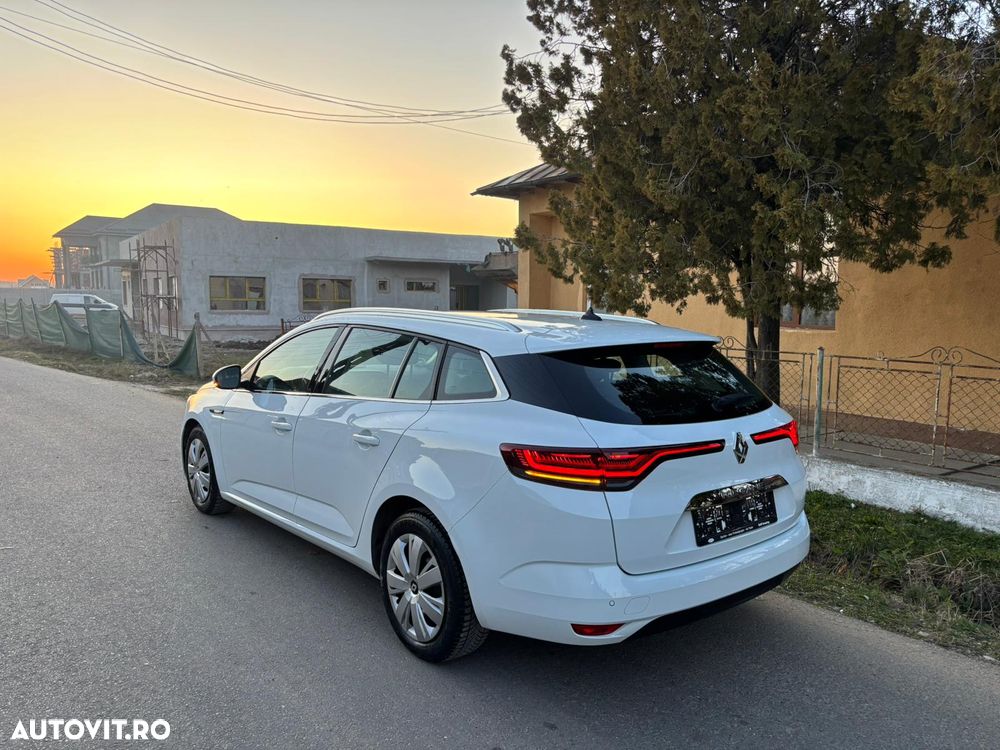Renault Megane Blue dCi 116 Life - 4