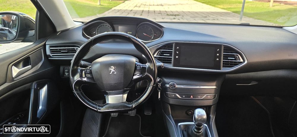 Peugeot 308 SW 1.5 BlueHDi Allure - 11