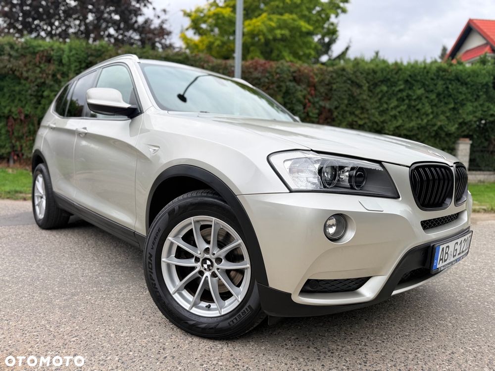 BMW X3 2011 photo 2