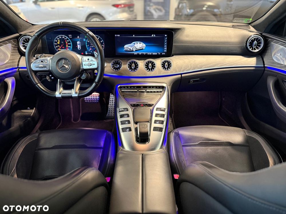 Mercedes-Benz AMG GT 43 4-Matic+ - 23