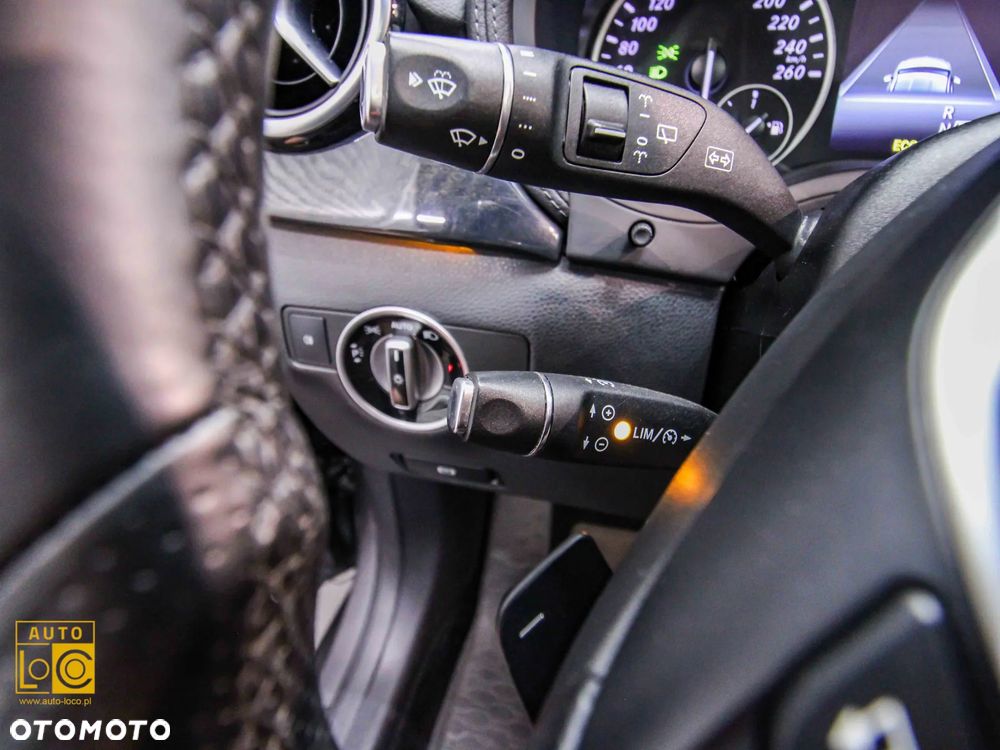 Mercedes-Benz Klasa B 180 d 7G-DCT SCORE - 27