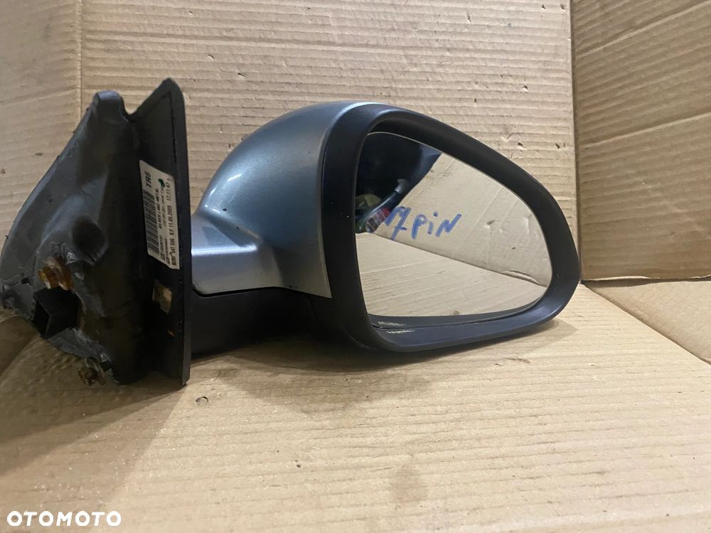 LUSTERKO PRAWE OPEL INSIGNIA A 7PIN 021002 13320191 - 2