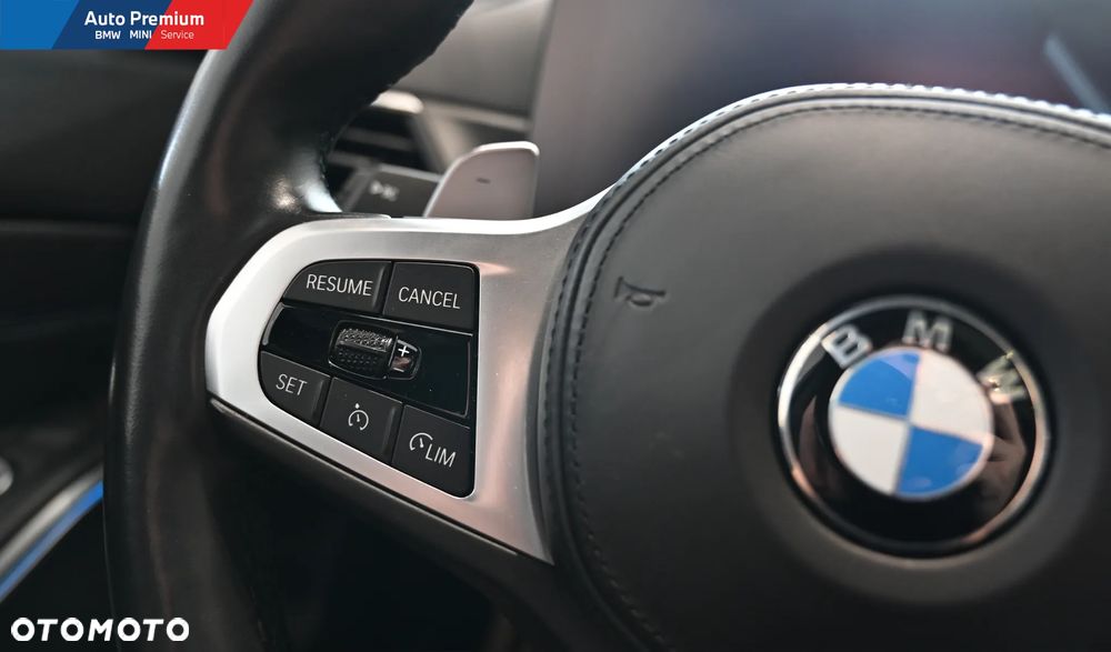 BMW Seria 3 330i xDrive M Sport - 5