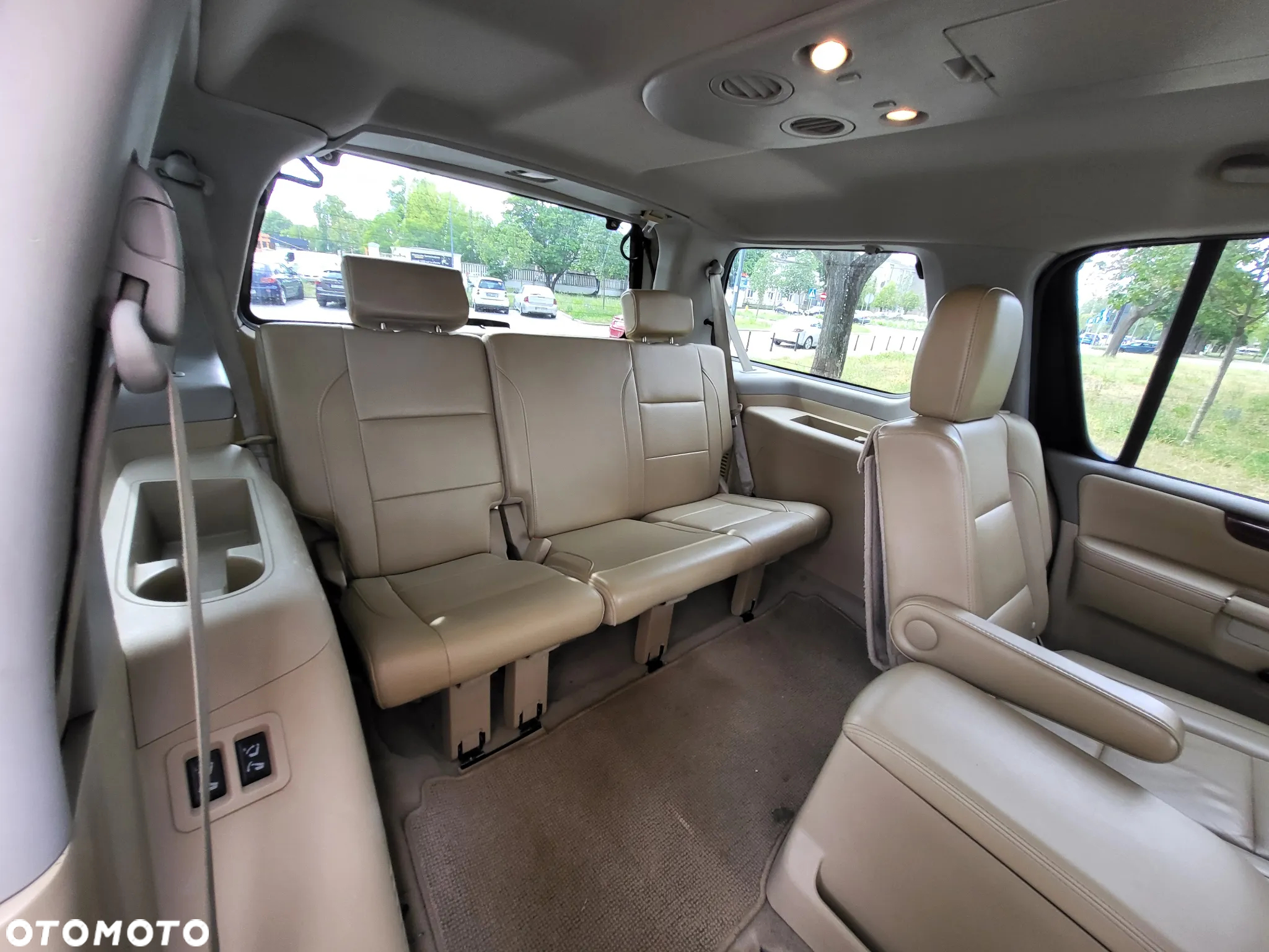 Nissan Armada - 31
