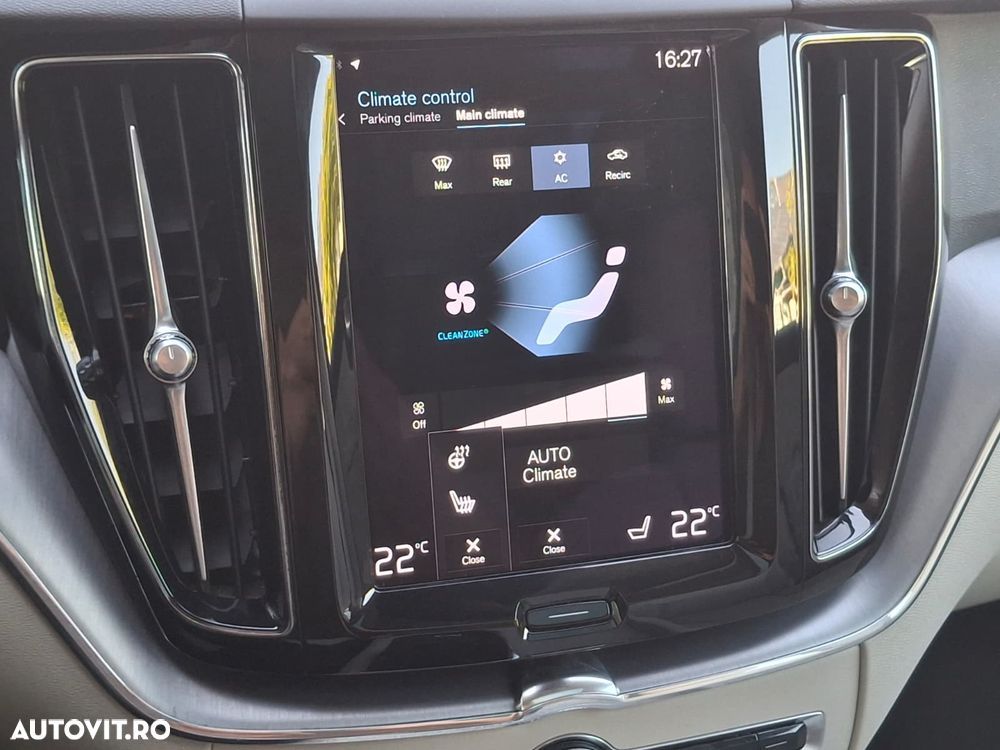 Volvo XC 60 T6 AWD Recharge Geartronic Inscription - 22