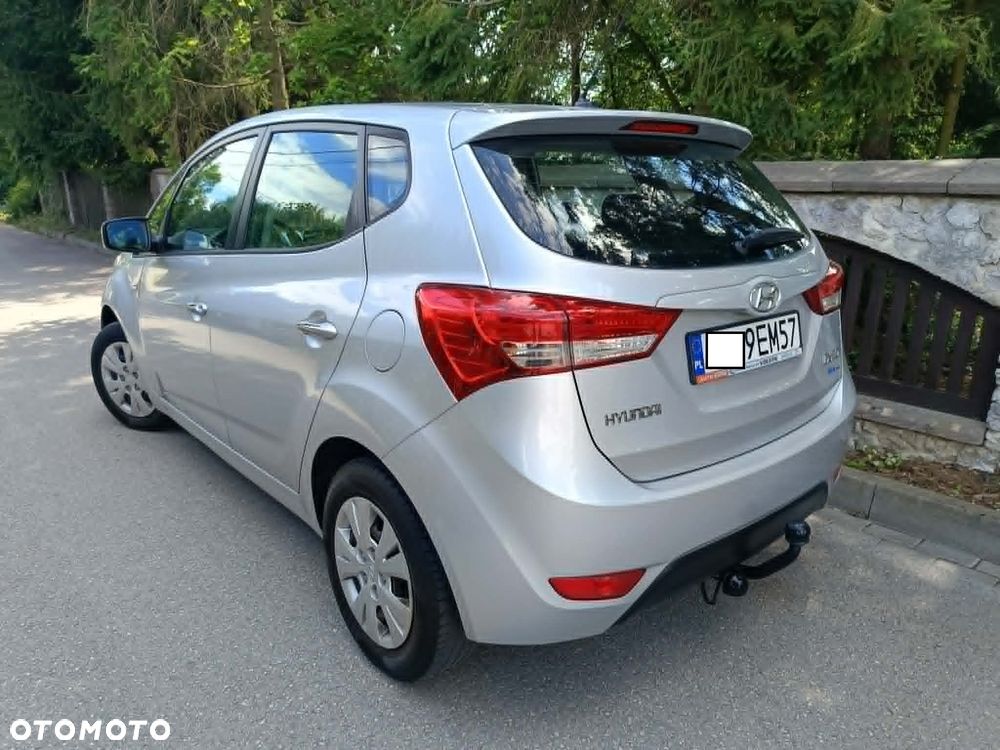 Hyundai ix20 1.4 Premium - 12