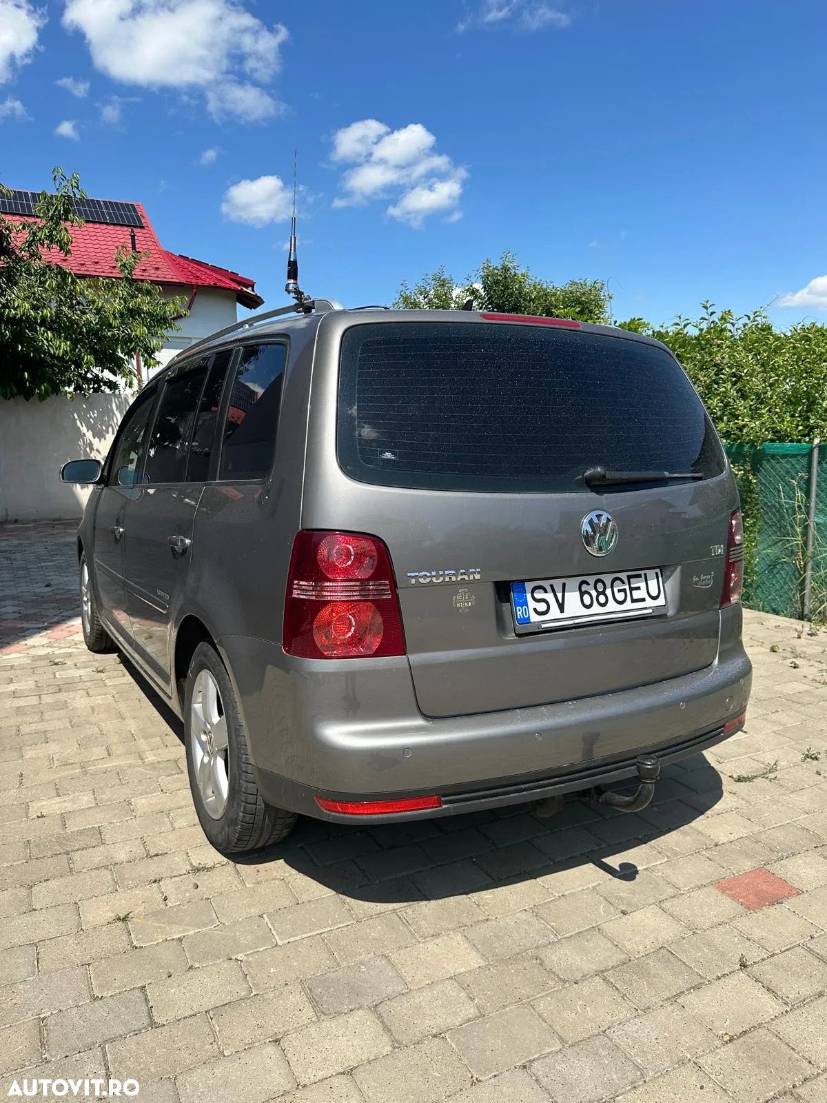 Volkswagen Touran - 5