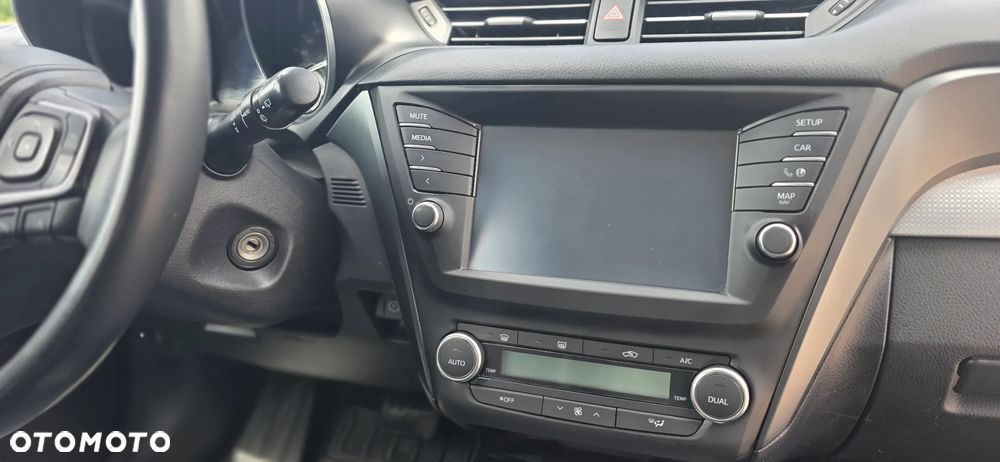 Toyota Avensis 2.0 Premium MS - 31