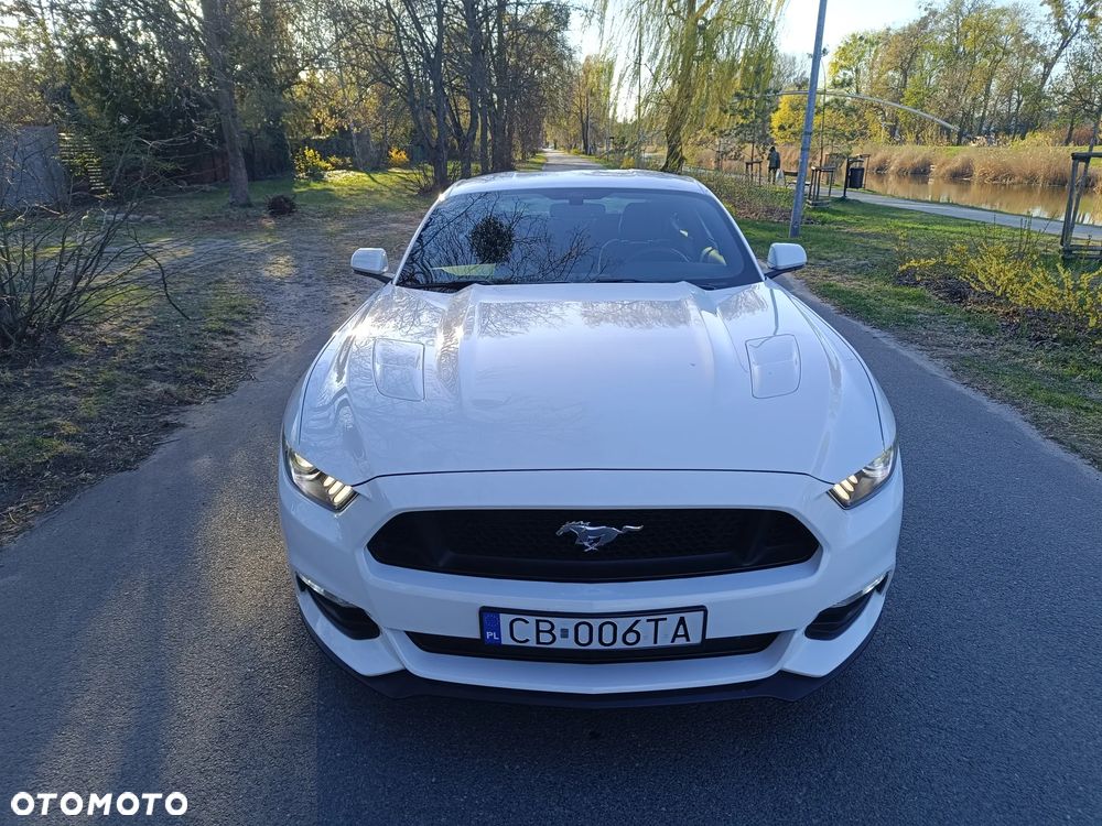 Ford Mustang - 12
