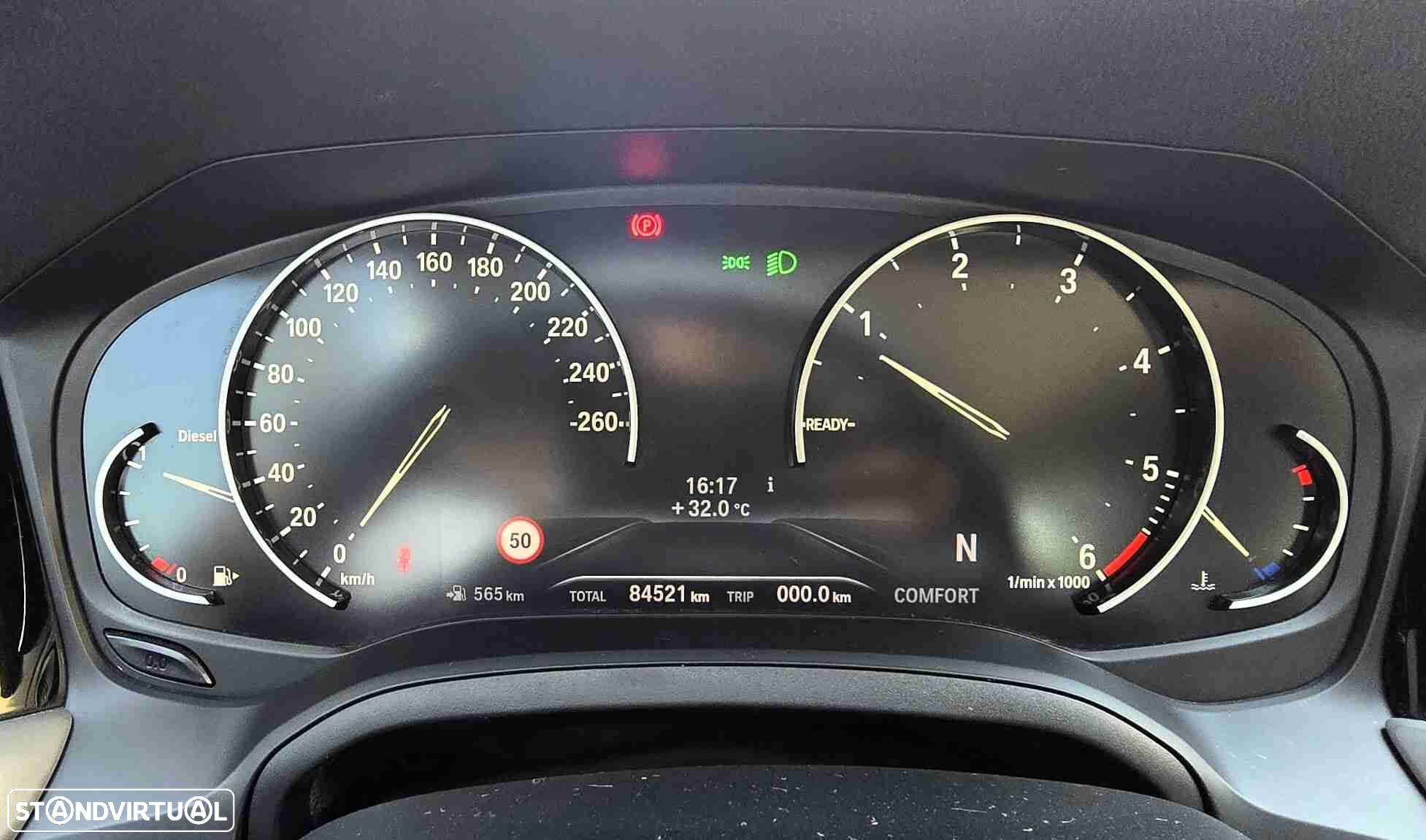 BMW 318 d Touring - 11