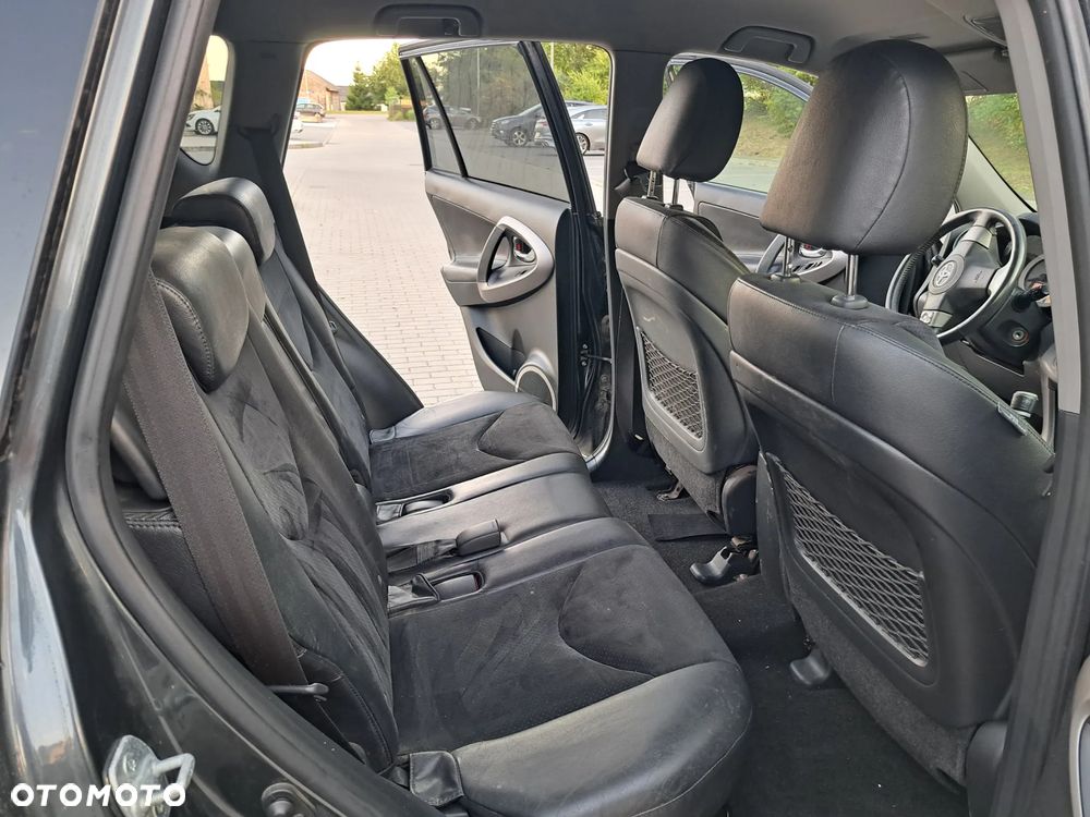 Toyota RAV4 2.2 D-4D 4x4 Sol - 13