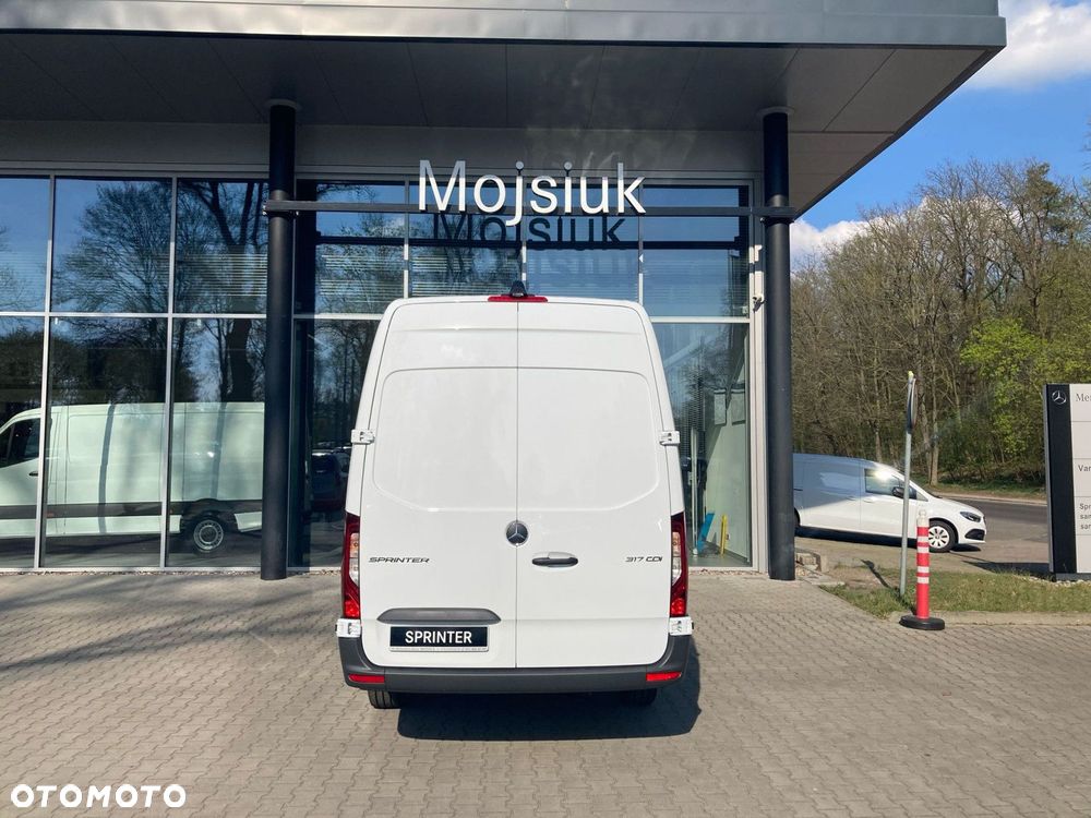 Mercedes-Benz Sprinter 317 CDI - 9