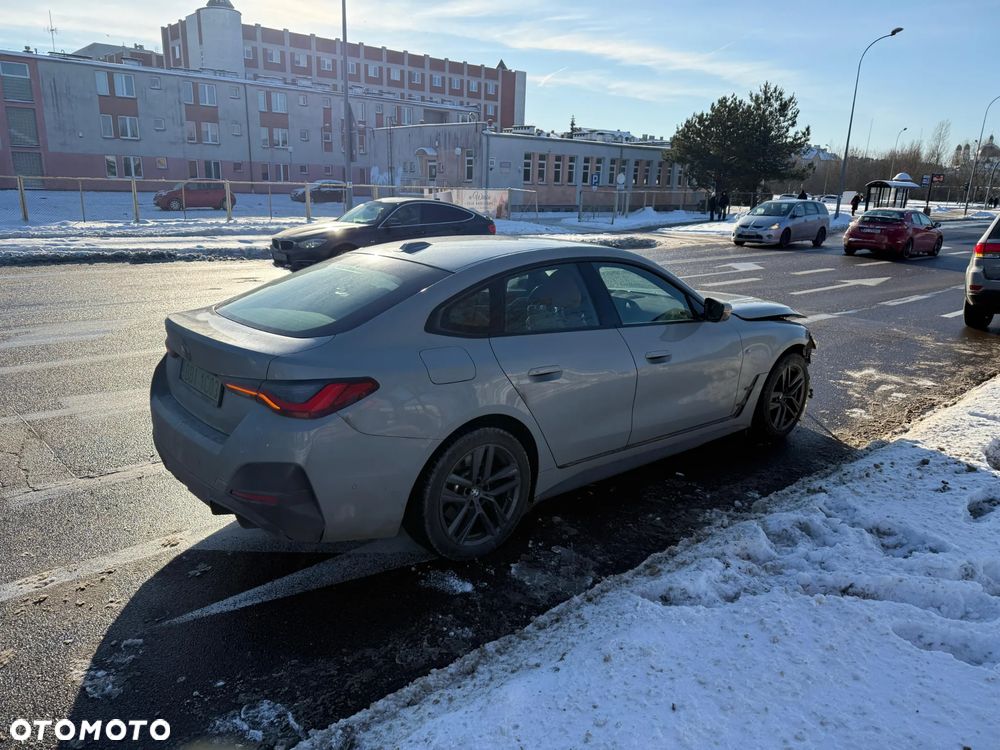 BMW i4 83.9kWh eDrive 40 M Sport - 9