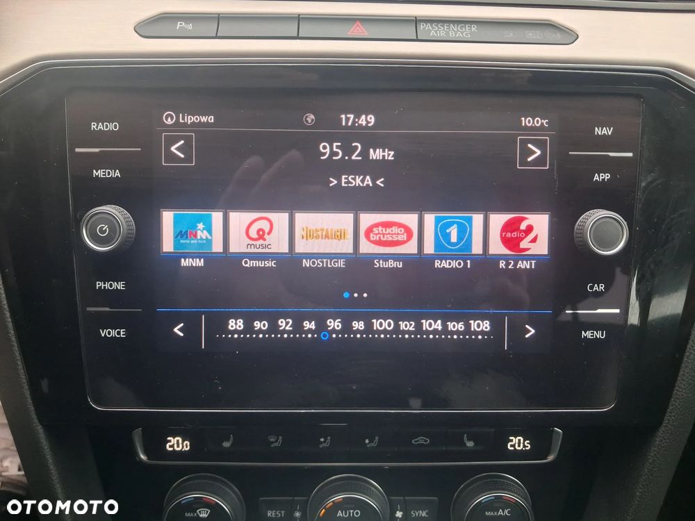 Volkswagen Passat - 26