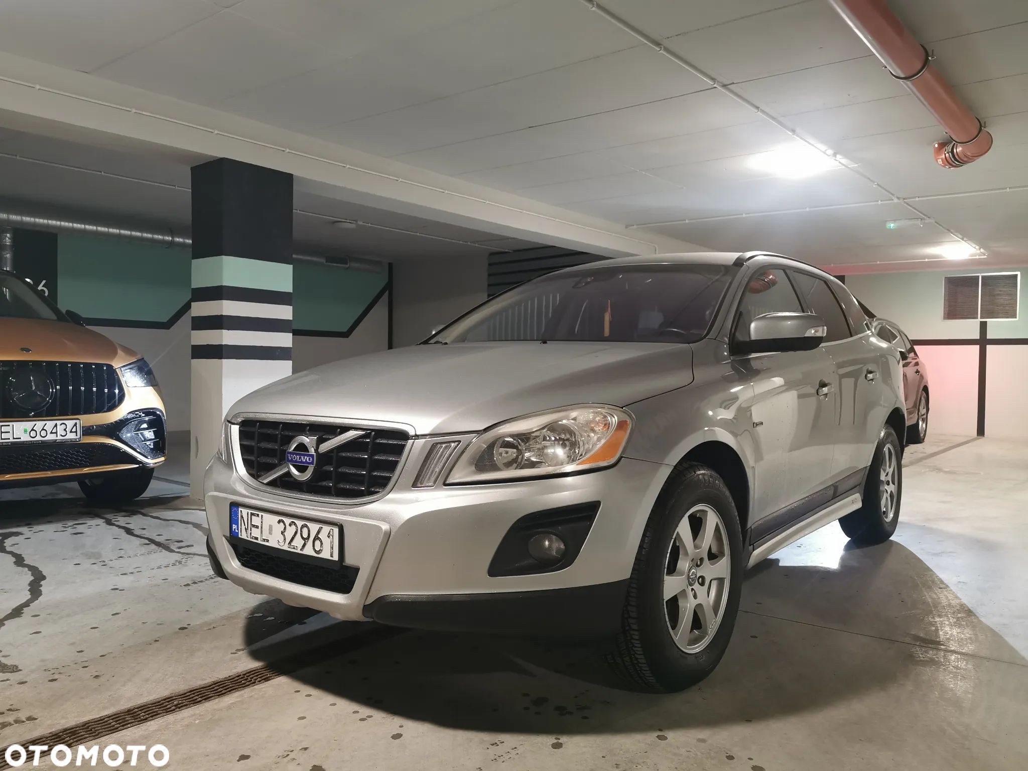 Volvo XC 60 D5 AWD Momentum - 1
