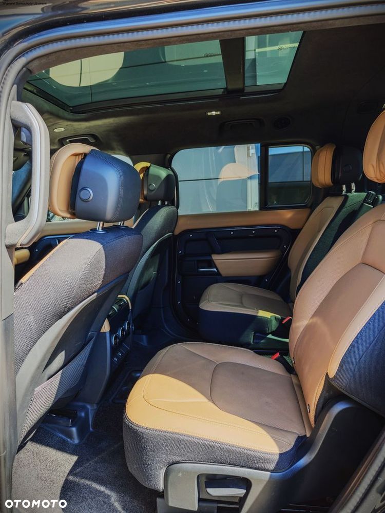 Land Rover Defender 3.0 D300 mHEV X-Dynamic HSE - 13