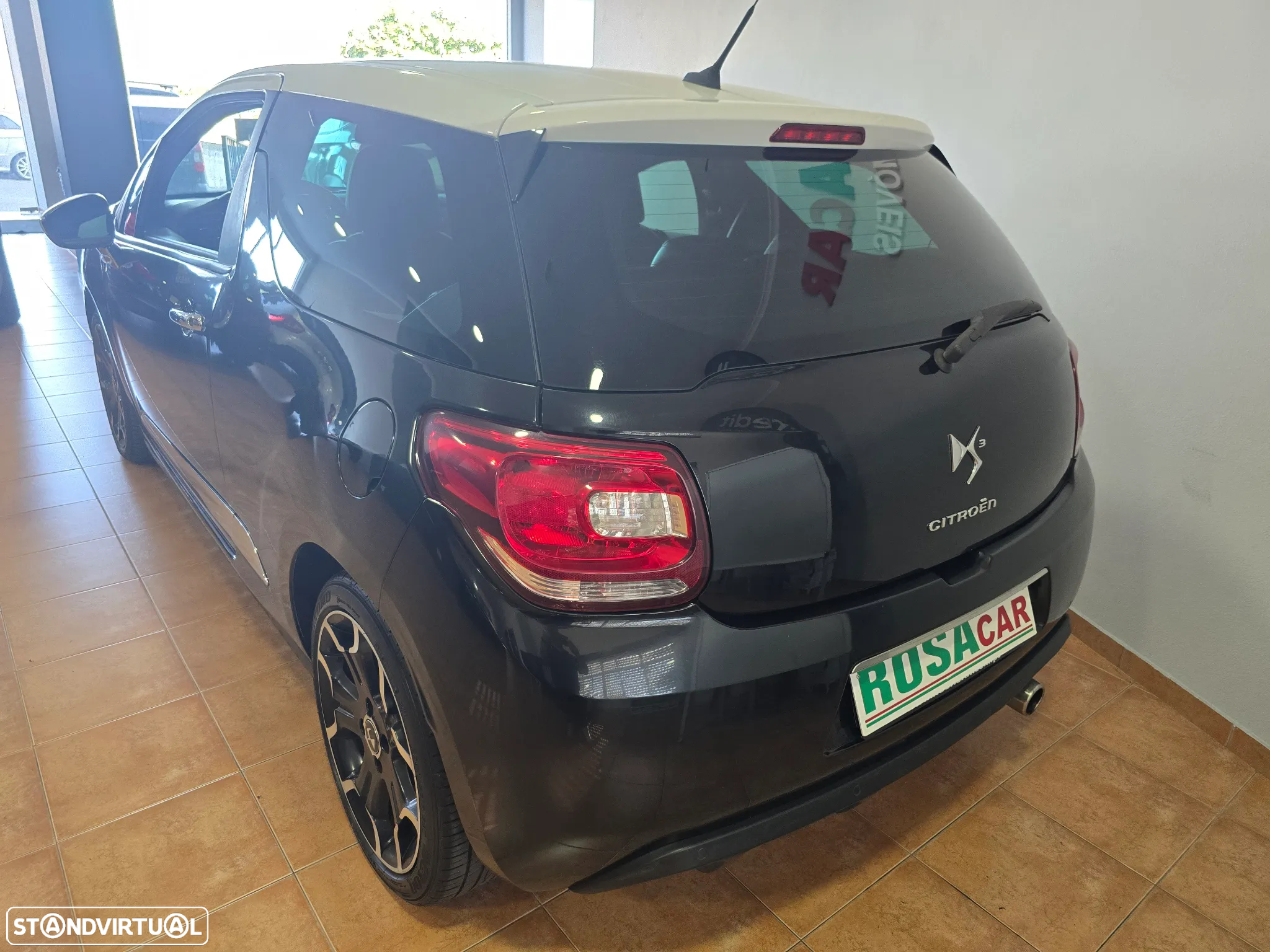 Citroën DS3 1.6 e-HDi So Chic - 6
