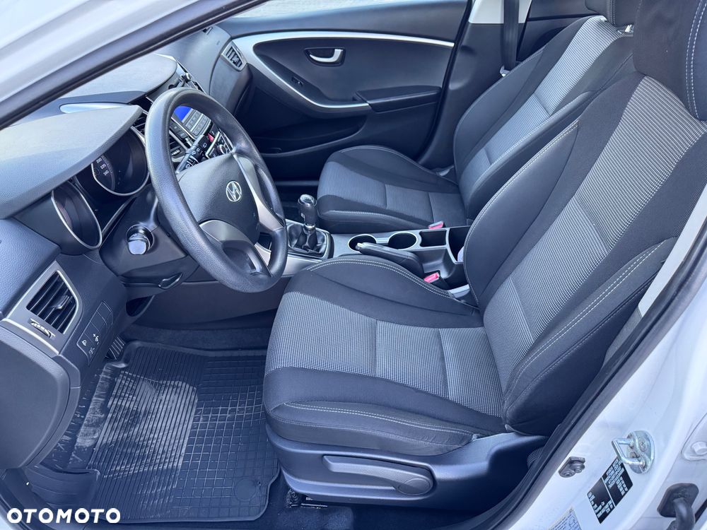 Hyundai i30 - 38
