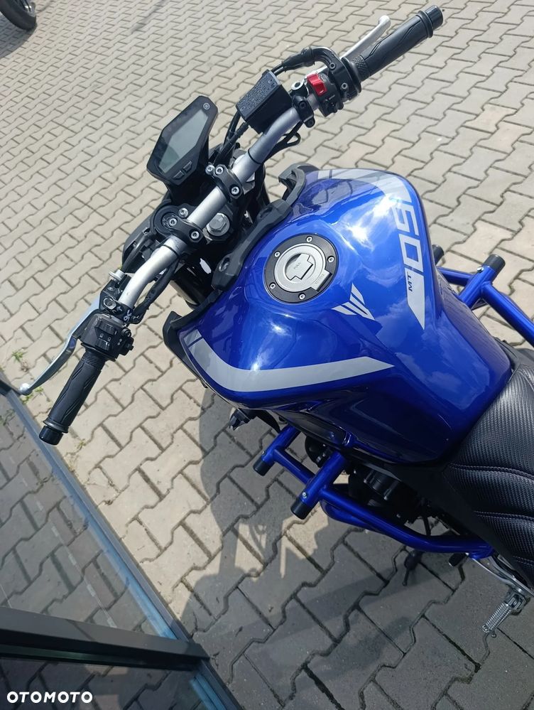 Yamaha MT - 15