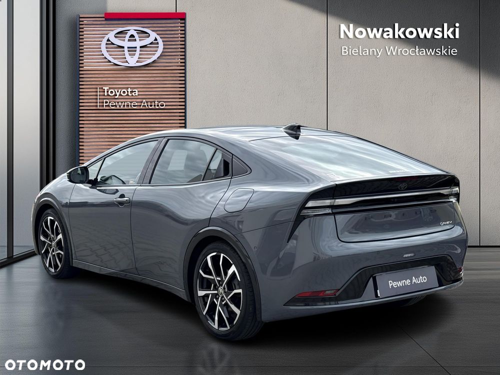 Toyota Prius - 26