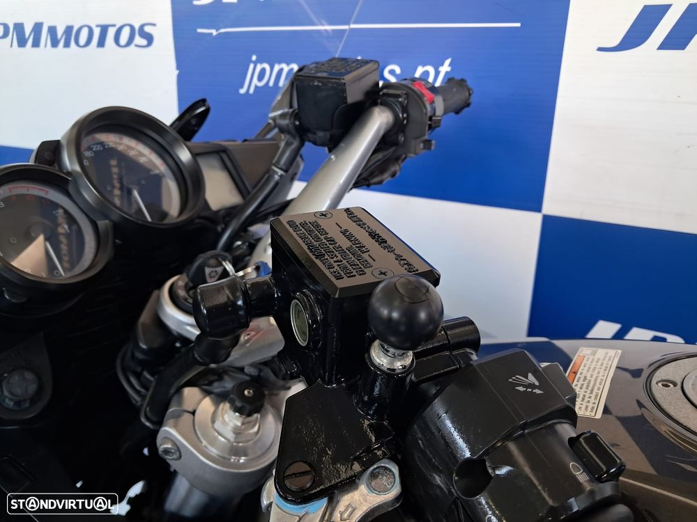 Yamaha FJR 1300 - 8