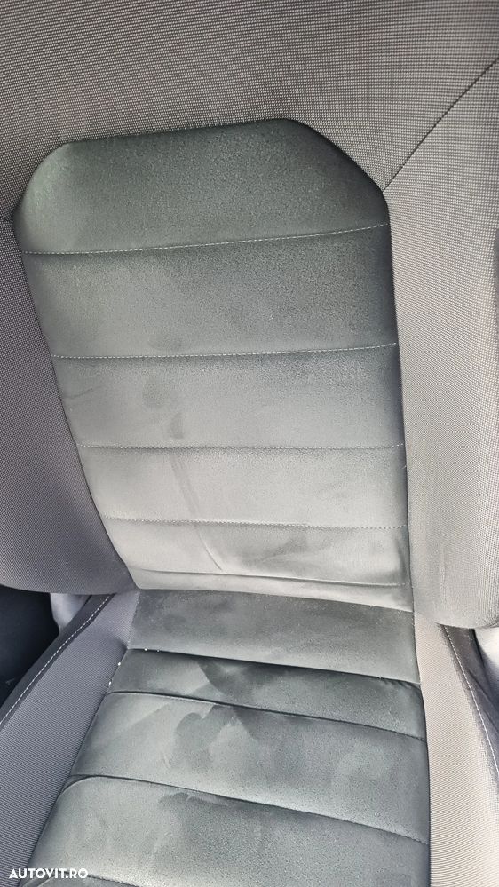 Volkswagen Golf 2.0 TDI (BlueMotion Technology) Highline - 20