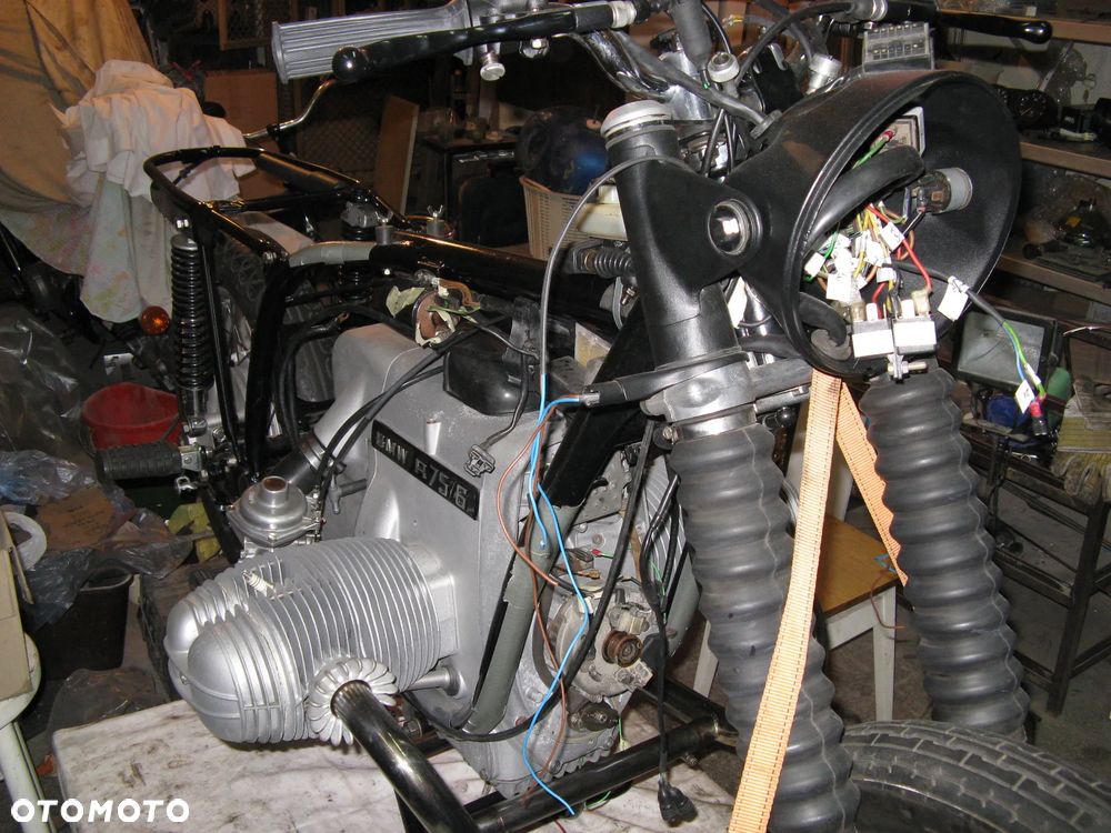 BMW R - 22