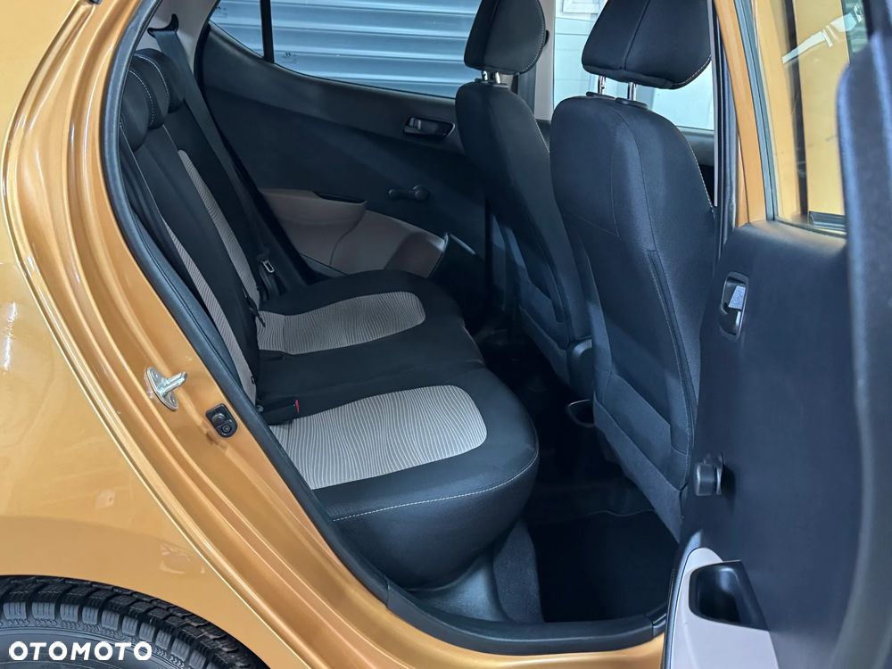 Hyundai i10 - 16