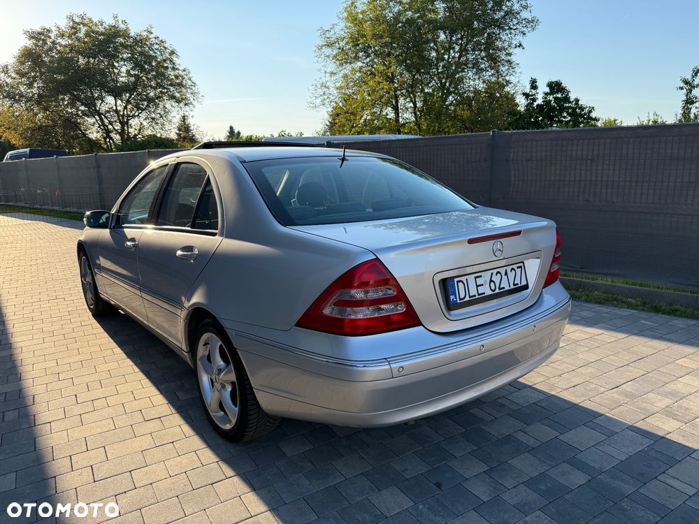 Mercedes-Benz Klasa C 320 Elegance - 5