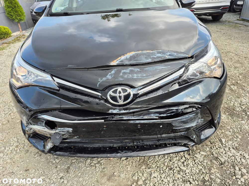 Toyota Avensis 1.6 D-4D Premium - 21