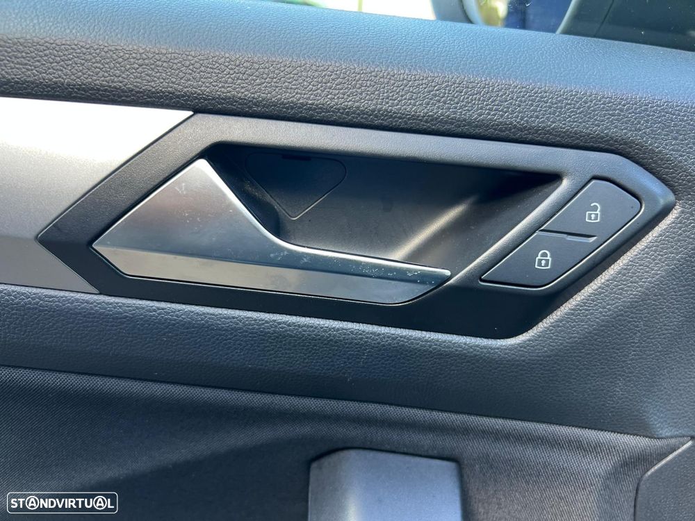 VW T-Roc 1.0 TSI Life - 16