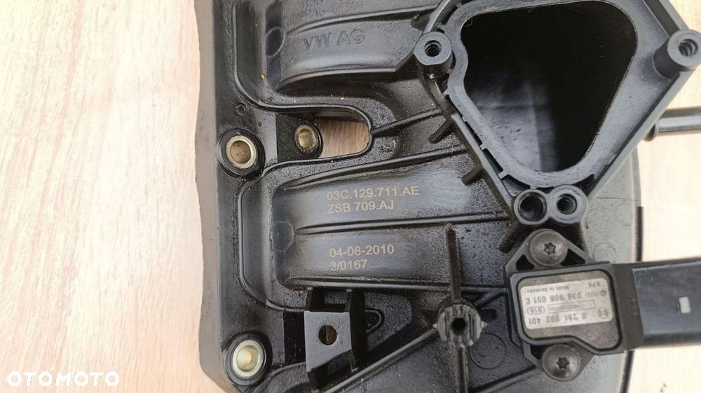 KOLEKTOR SSĄCY DOLOTOWY VW SCIROCCO 1.4 TSI 03C129711AE - 2