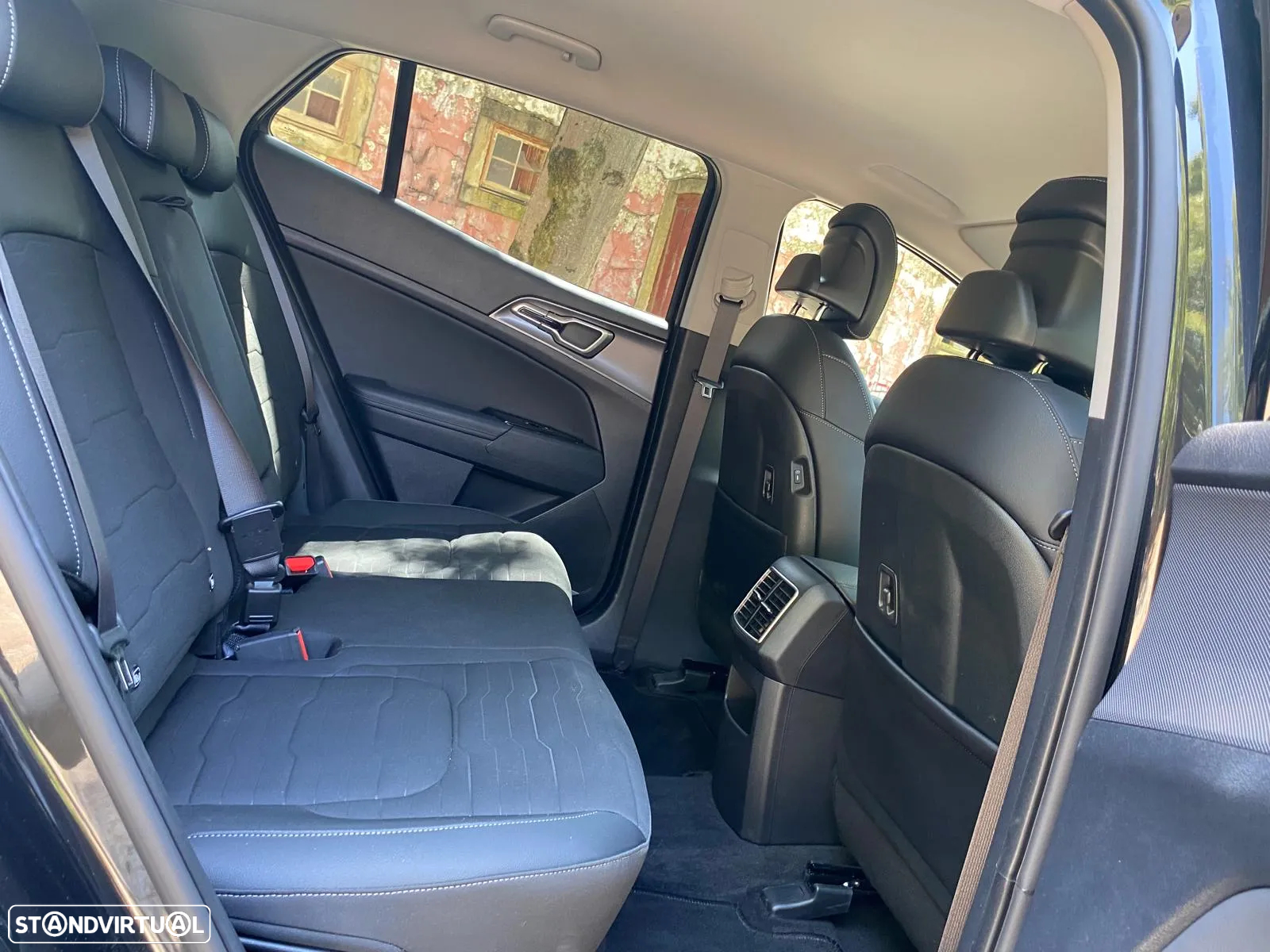 Kia Sportage 1.6 T-GDi PHEV Tech - 17