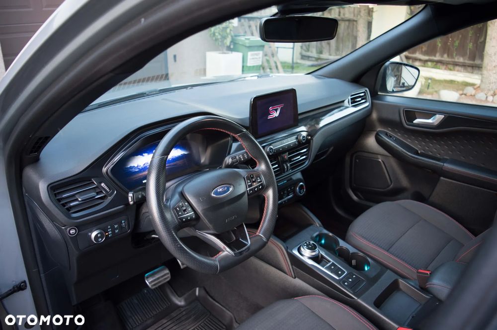 Ford Kuga 2.5 Duratec FHEV ST-LINE - 16
